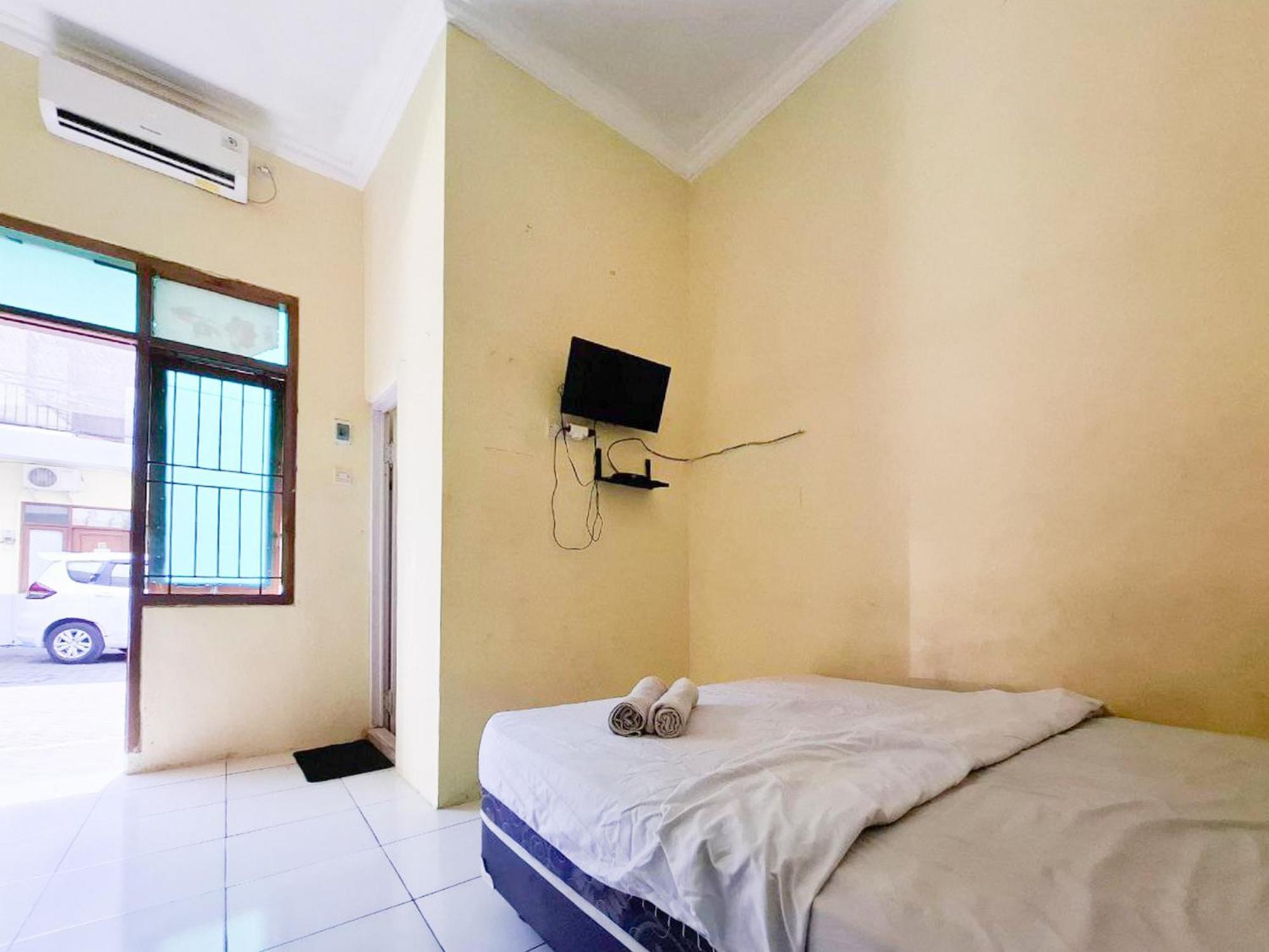 Kanca 808 Redpartner Hotell Pasuruan Exteriör bild